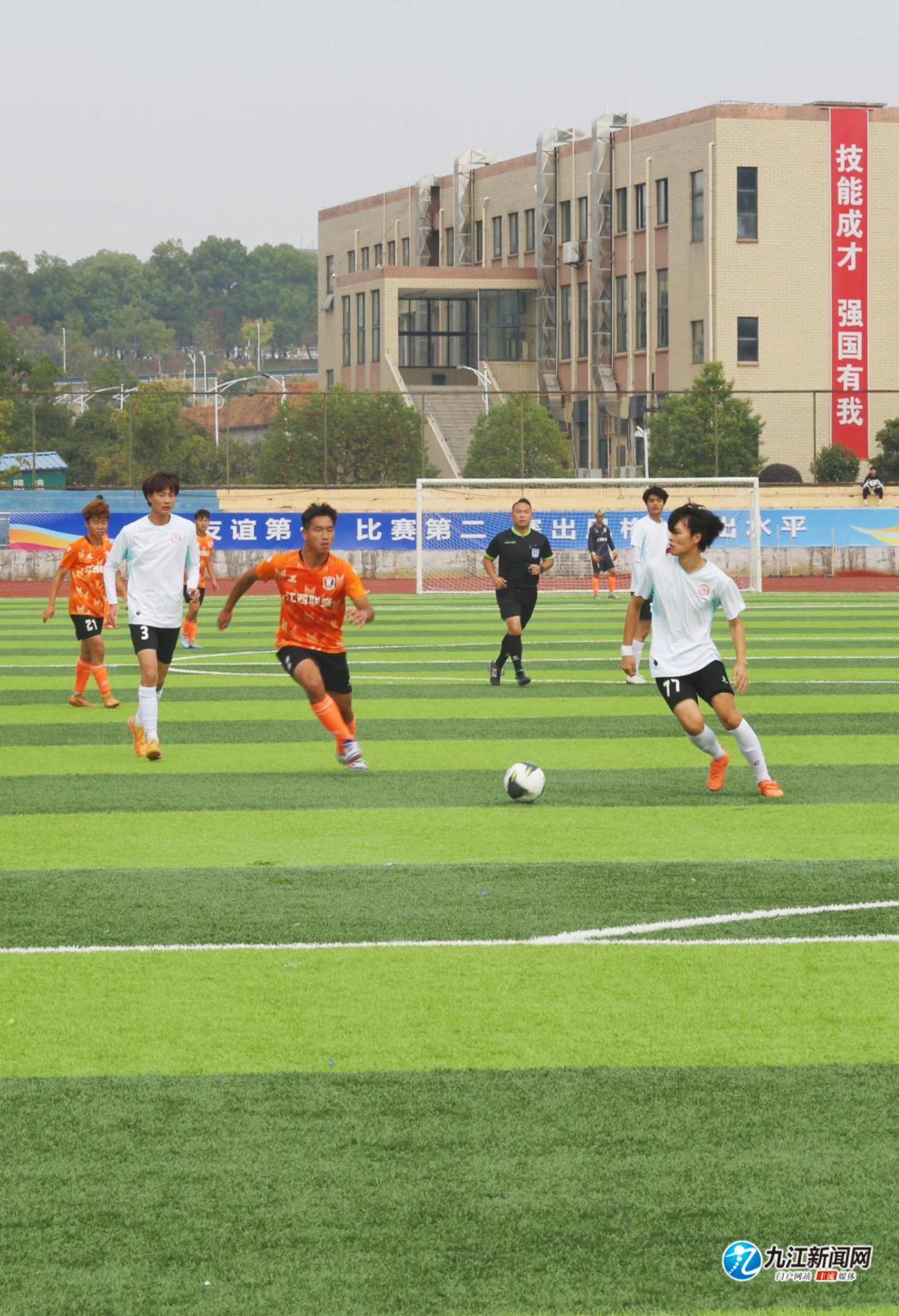 7场的惨淡 7场的惨淡