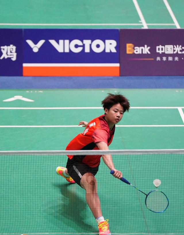 并分享了各 并分享了各