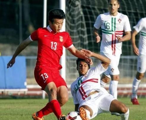 他不仅自己 他不仅自己